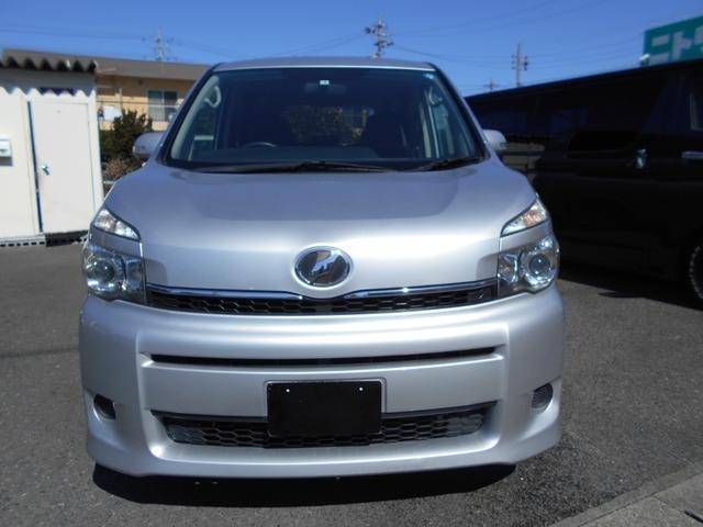 TOYOTA&nbsp;VOXY